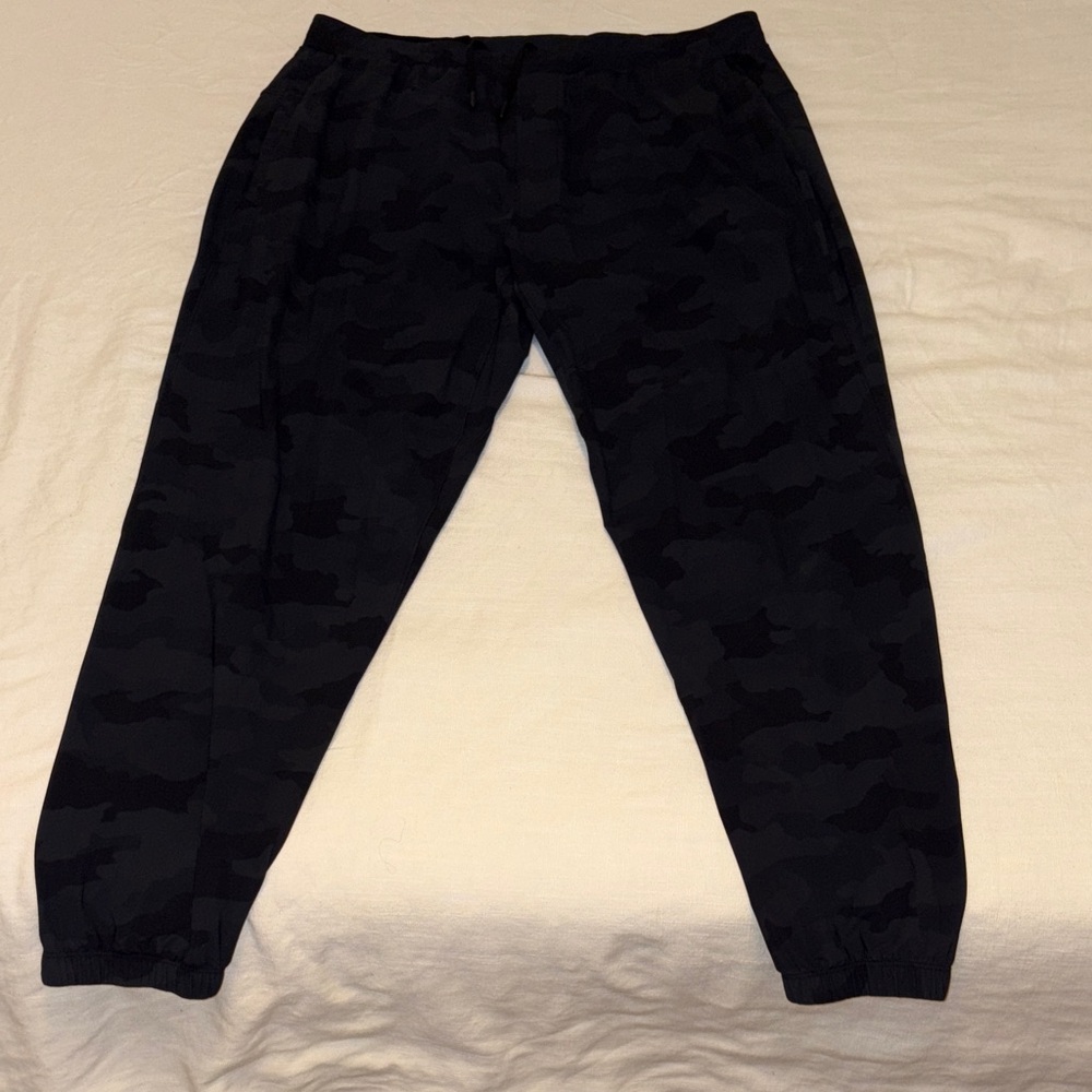 lululemon athletica Black Camouflage Joggers